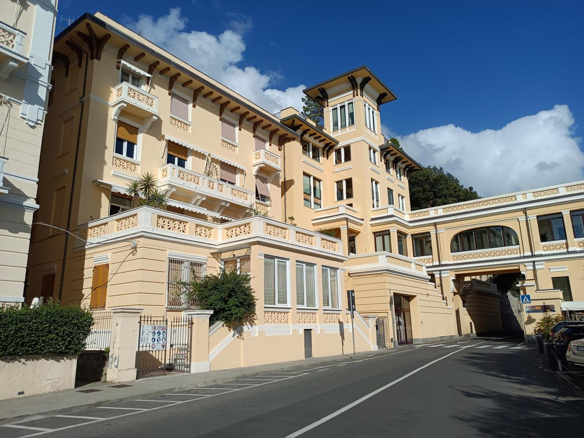 Il Faro Dei Poeti Apartment Lerici Luaran gambar